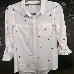 Women's Small Roll Cuff Black Skull Goth Rock Halloween Button-Up Rayon Blouse